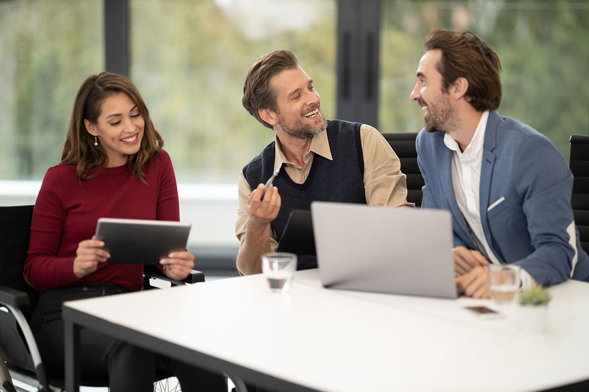 Co-ordination With Teammates For Business Blog Img1